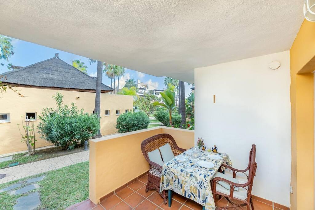 Beachfront 2 Bedroom On Beach! Rdr351 Marbella
