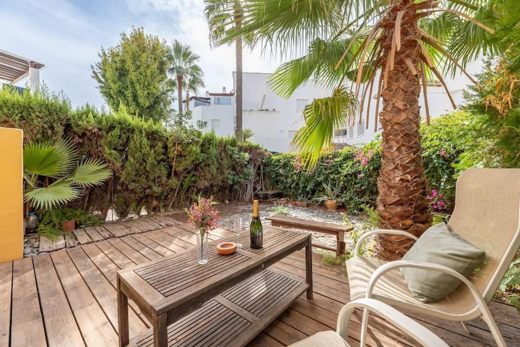 Apartment Beachfront 2 Bedroom On Beach! Rdr351 *